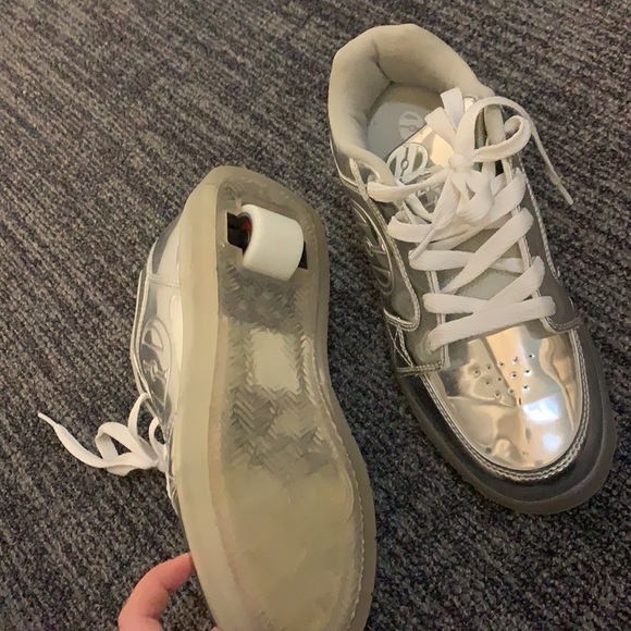 COPY - Light up heelys - Picture 3 of 3